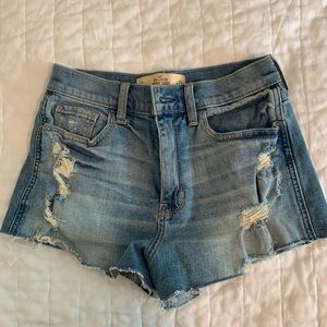 Hollister high rise vintage denim short